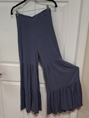 Bluivy Wide-Leg Tiered Palazzo Pants in Slate